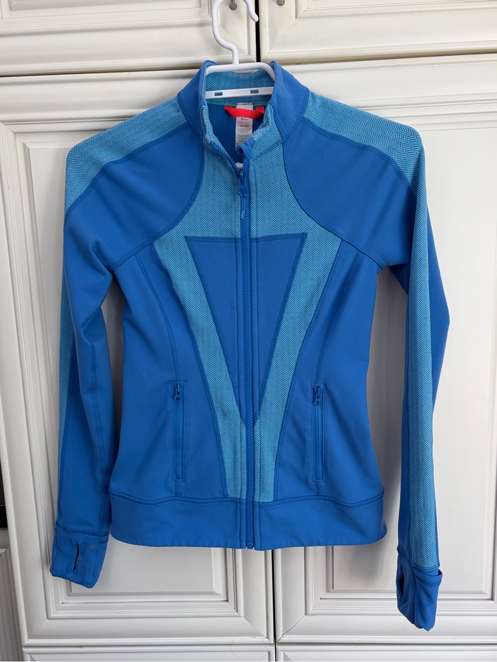 Ivivva by Lululemon girl’s zip jacket